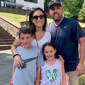 Meet your Posher, Niki